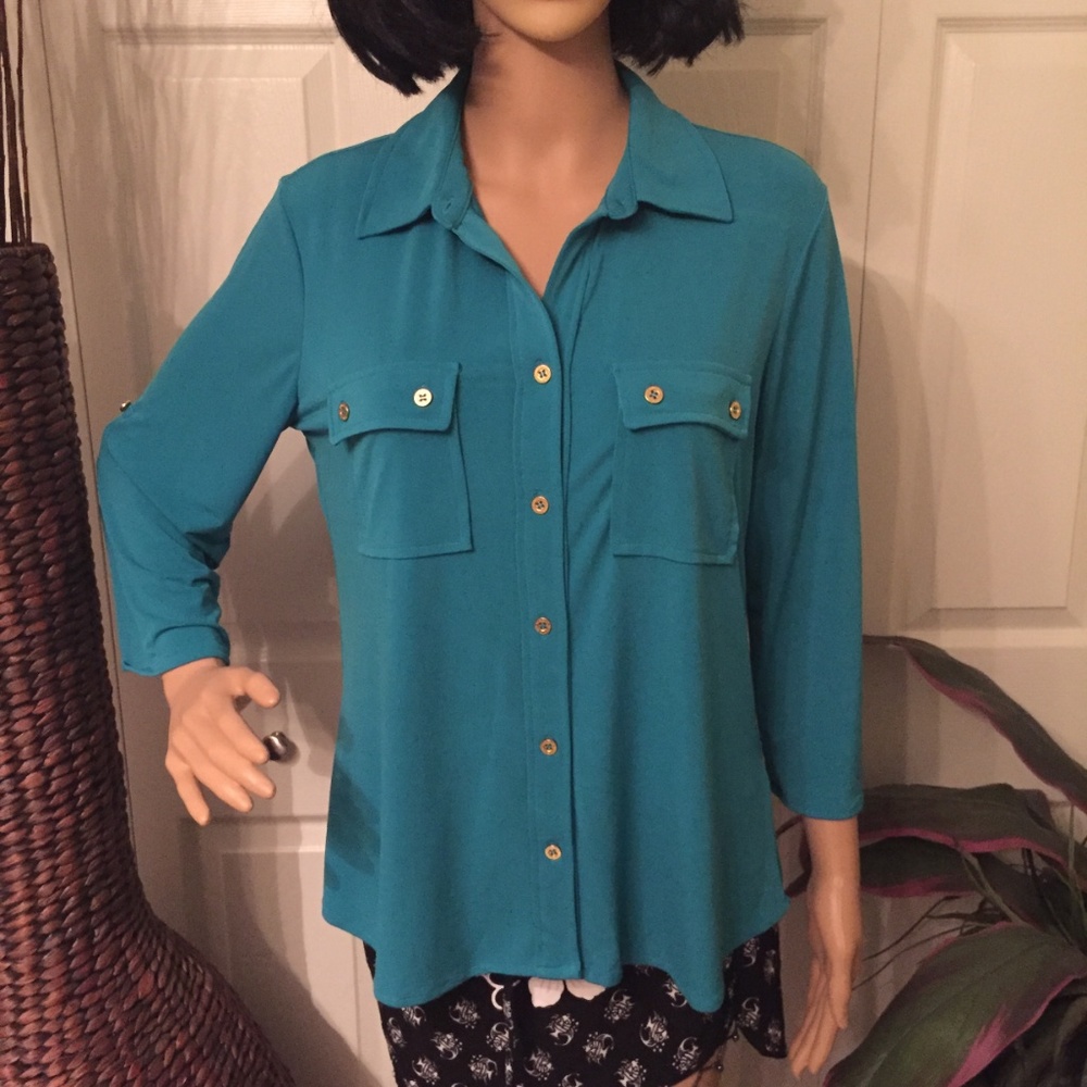 Ellen Tracy Long sleeve button front Blouse